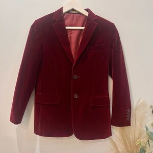 Elegant Burgundy Velvet Blazer